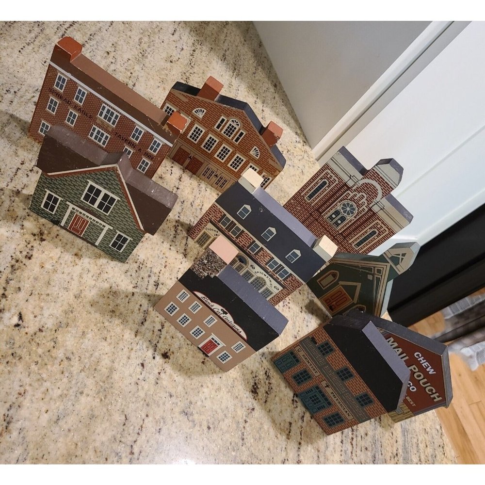 VINTAGE THE CAT'S MEOW LOT OF 9 WOODEN VILLAGE BUILDINGS FALINE SIGNED